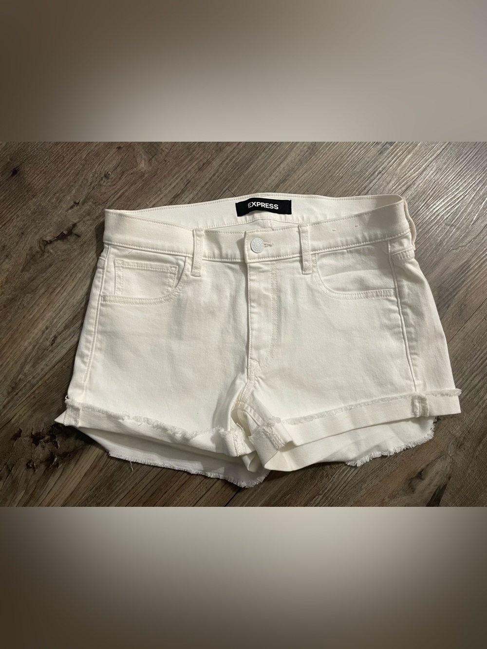Women Express White Denim Rolled Hem Shorts size 10